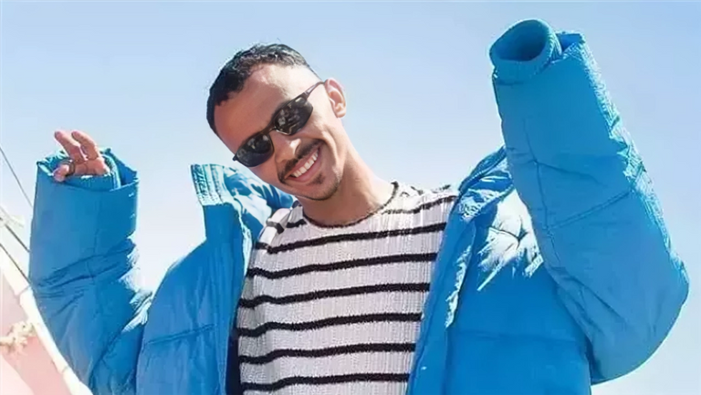 الفنان أحمد بحر 