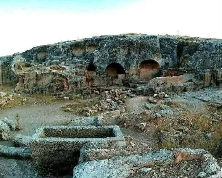 مائدة يوغرطة في تونس