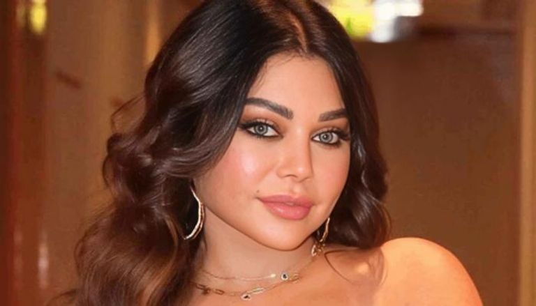 الفنانة اللبنانية هيفاء وهبي