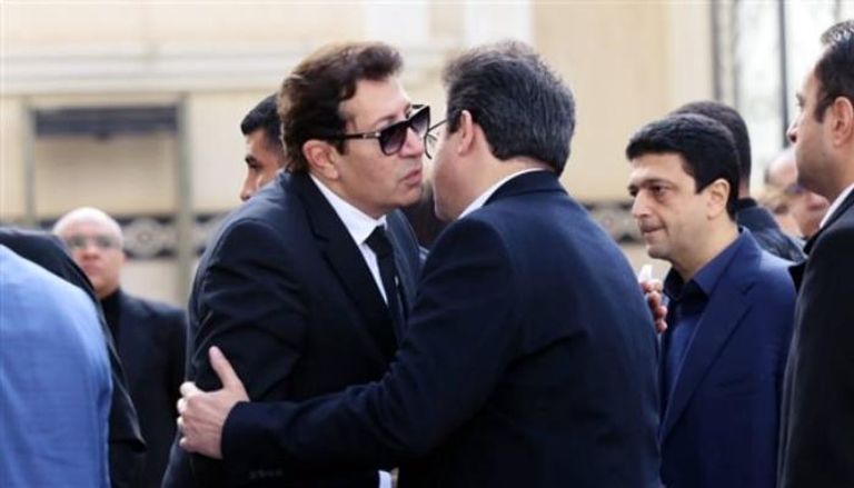 جنازة والدة الفنان هاني رمزي بمصر