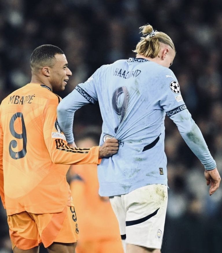 كيليان مبابي وإيرلينغ هالاند الأرجنتيني ليونيل ميسي