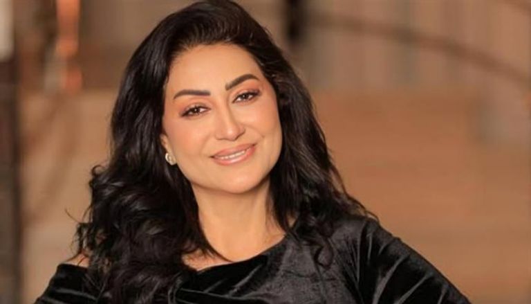 الفنانة المصرية وفاء عامر