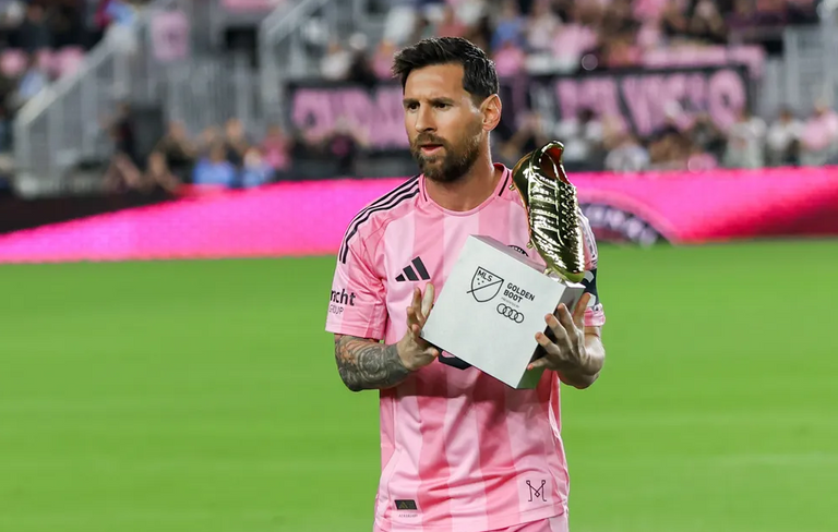 الأرجنتيني ليونيل ميسي