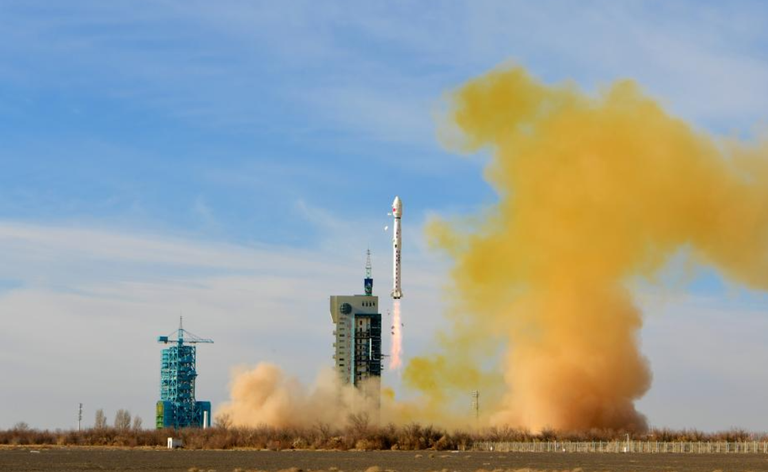 انطلاق القمر الاصطناعي الصيني "تيانهوي-7"