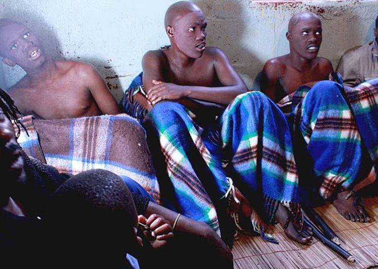 أدوات الختان- أرشيفية