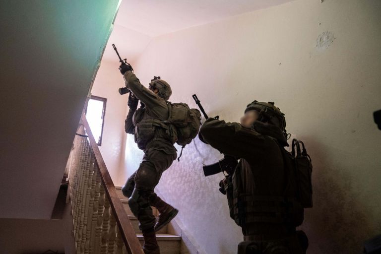 تفجيرات إسرائيلية في مخيم جنين