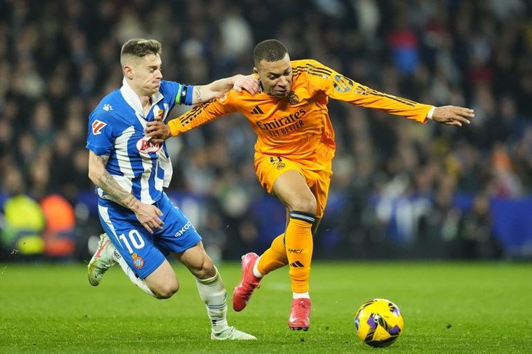 الفرنسي كيليان مبابي فريق ريال مدريد