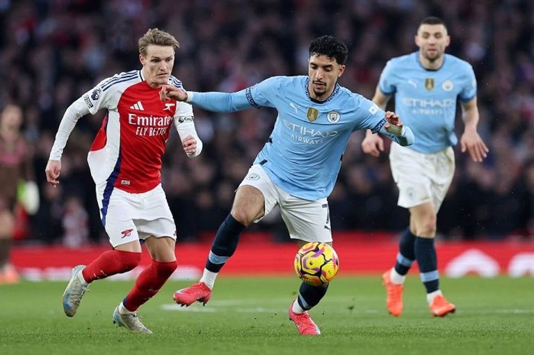 عمر مرموش إيرلينغ هالاند وعمر مرموش