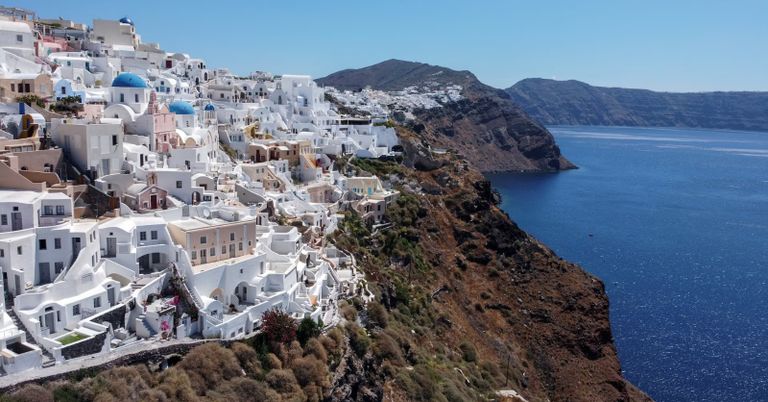 جزيرة سانتوريني اليونانية 