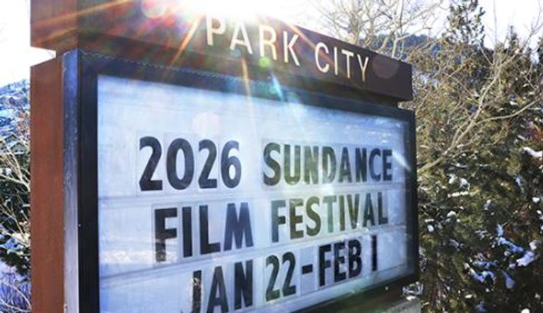 فيلم «Come See Me In The Good Light»