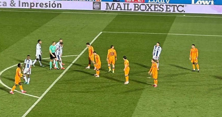 فينيسيوس جونيور ولوكا مودريتش