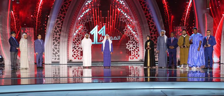 تتويج عبدالرحمن الحميري بلقب «أمير الشعراء»