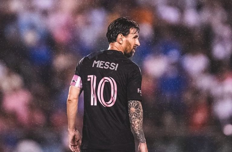 ليونيل ميسي الأرجنتيني ليونيل ميسي