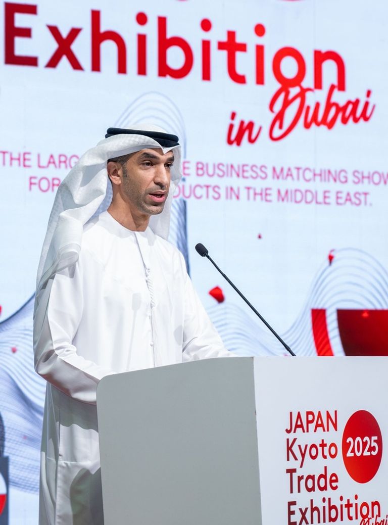 ثاني الزيودي وزير دولة للتجارة الخارجية بدولة الإمارات يفتتح المعرض