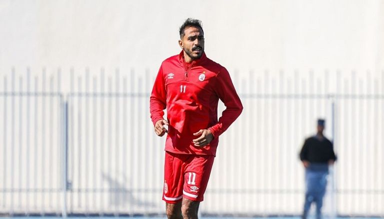 محمود كهربا محمود كهربا لاعب الأهلي المصري المعار