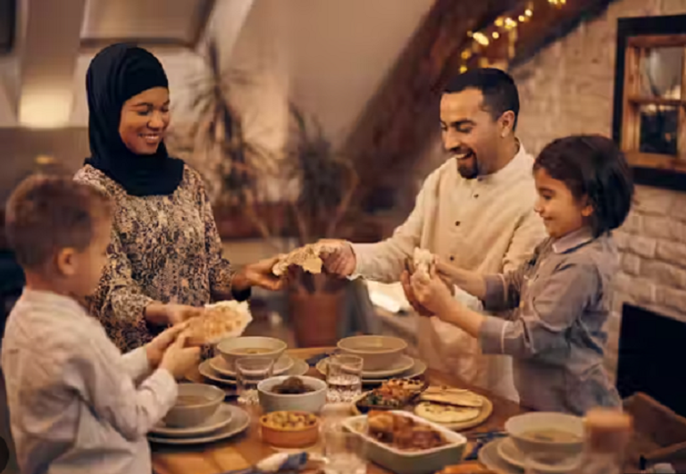 خبراء التغذية ينصحون بتناول الفواكه الطازجة