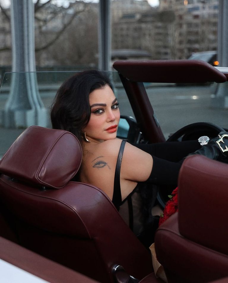 هيفاء وهبي في باريس