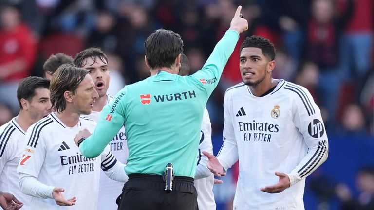 طرد بيلينغهام في مباراة أوساسونا وريال مدريد