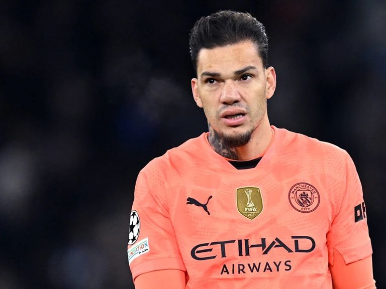 إيدرسون المصري عمر مرموش