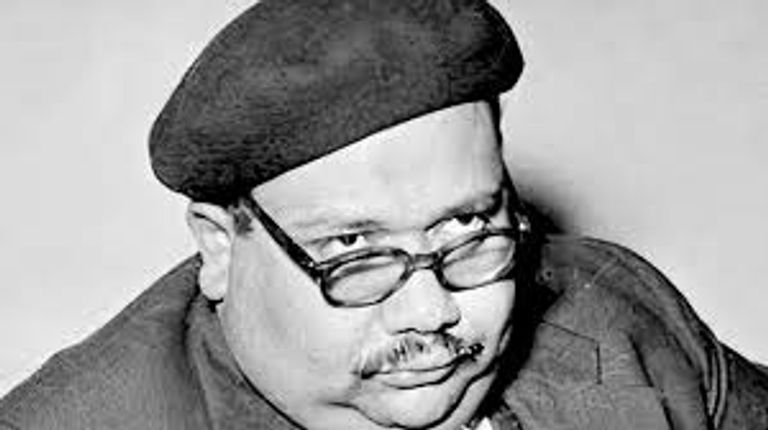 صلاح جاهين مع الفنانة شادية