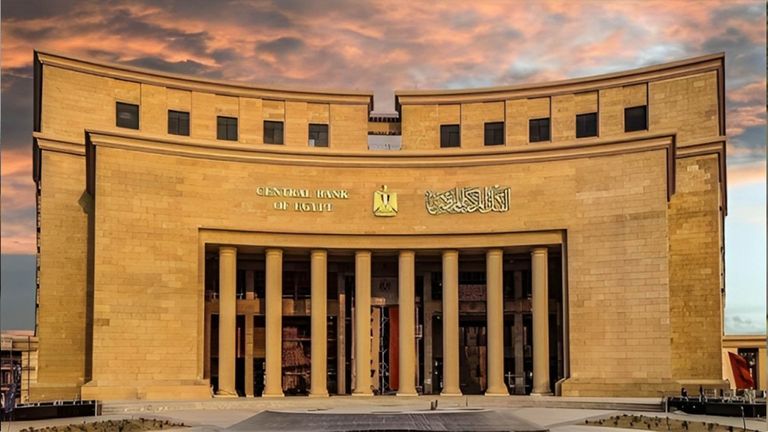 بعض فئات العملة السعودية - أرشيفية