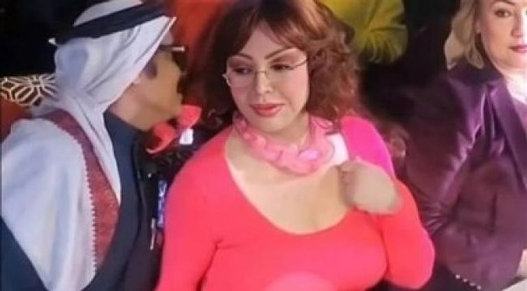 نبيلة عبيد