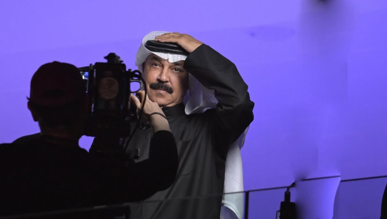 الكويت تحتفي بعبدالله الرويشد