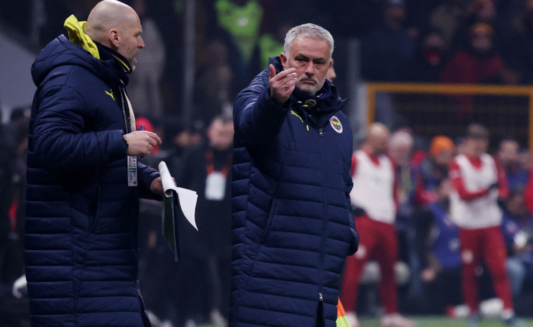 مورينيو جوزيه مورينيو مدرب فنربخشة