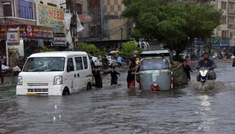 عاصفة قاتلة في جنوب غرب أفغانستان