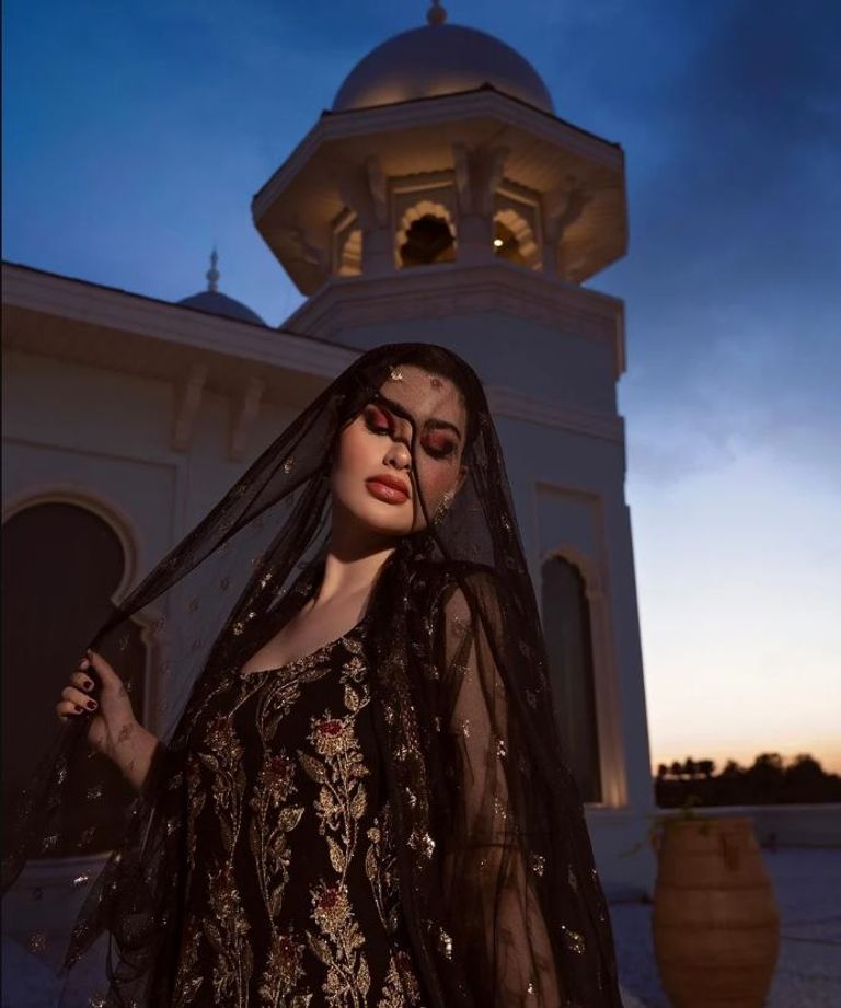 إطلالات العيد الوطني الكويتي