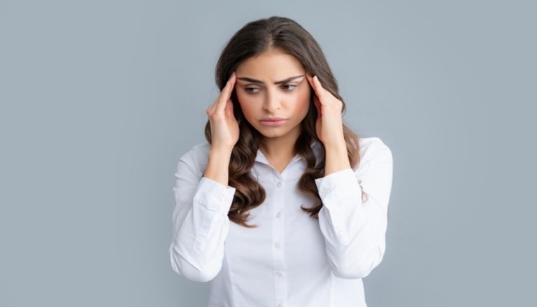 الصداع العنقودي