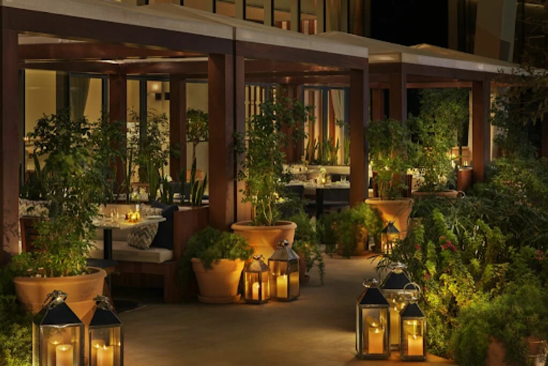 خيمة ليوا أماكن إفطار رمضان 2024 في الإمارات