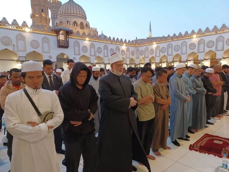 شارع المعز بالقاهرة