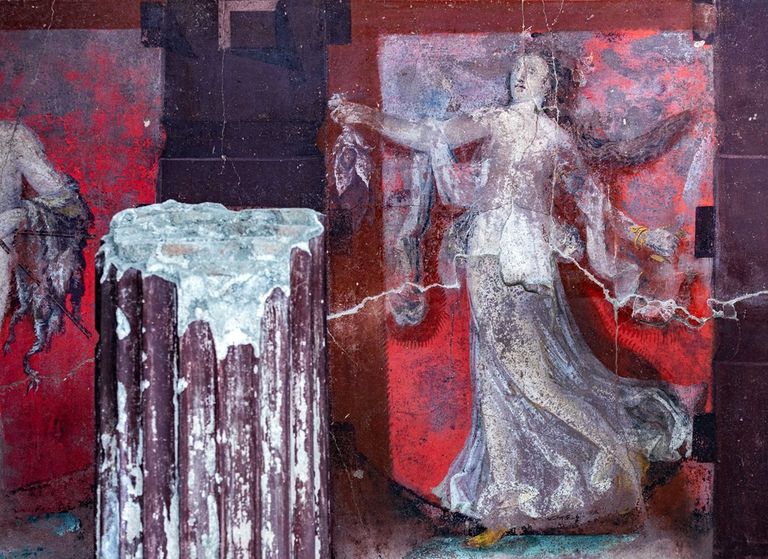 اكتشاف رسوم جدارية نادرة في بومبيي