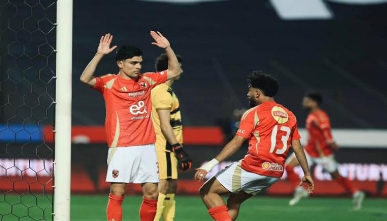 أشرف بن شرقي يرفض الاحتفال أمام الزمالك