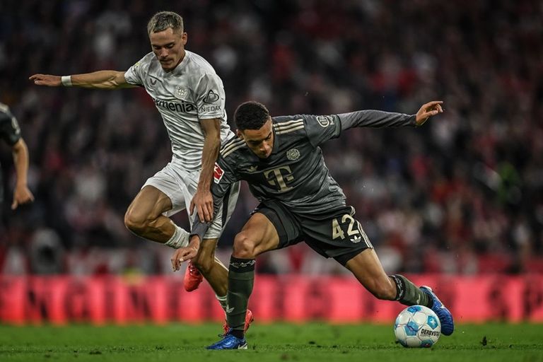 بايرن ميونخ وباير ليفركوزن بايرن ميونخ وبروسيا دورتموند في 2013