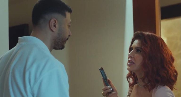 تفاصيل مشهد الخيانة لنجلاء بدر في مسلسل "في لحظة"