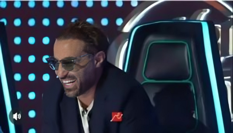 إعلامية تنتقد أحمد فهمي إعلامية تنتقد أحمد فهمي