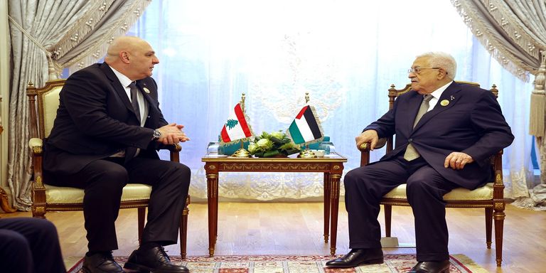 الصورة التذكارية للقمة العربية في القاهرة