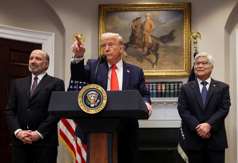 دونالد ترامب دونالد ترامب