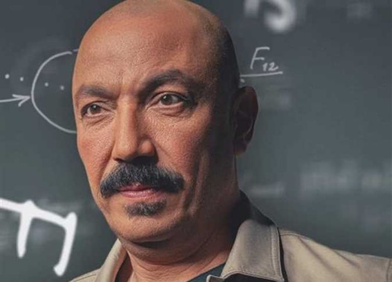 الفنان طارق لطفي 