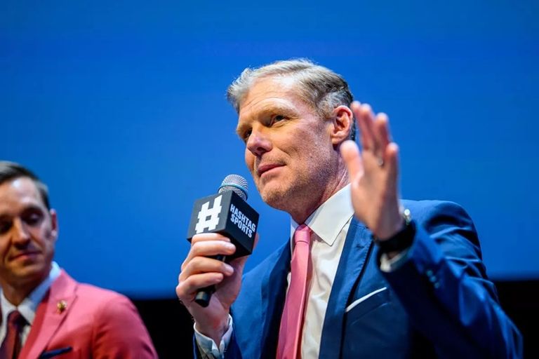 أليكسي لالاس ليونيل ميسي