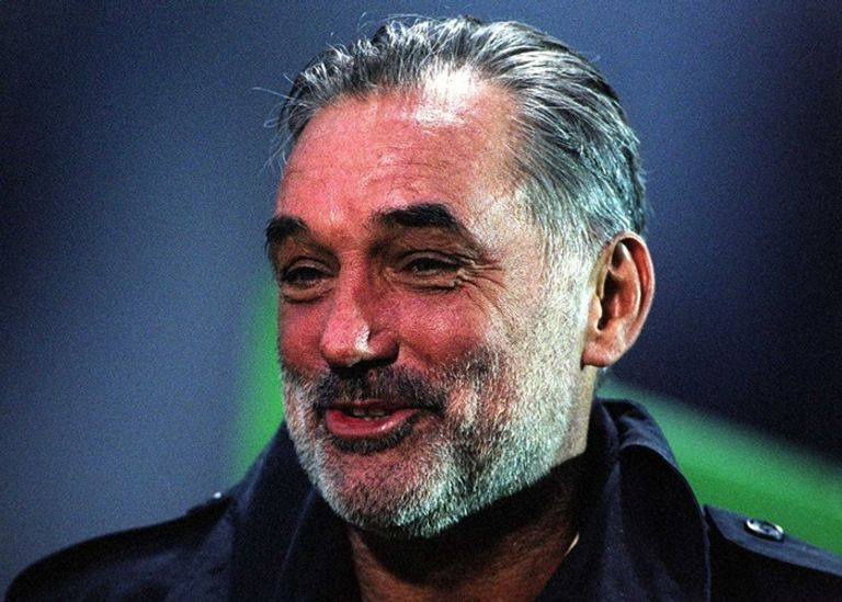 جورج بيست الأسطورة جورج بيست