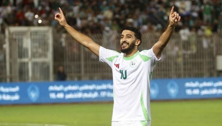 بن رحمة لاعب منتخب الجزائر