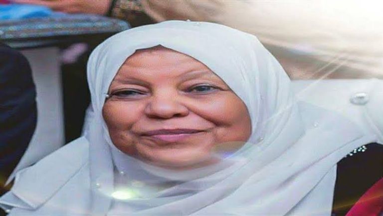 عفاف رشدي وشقيقها محمد