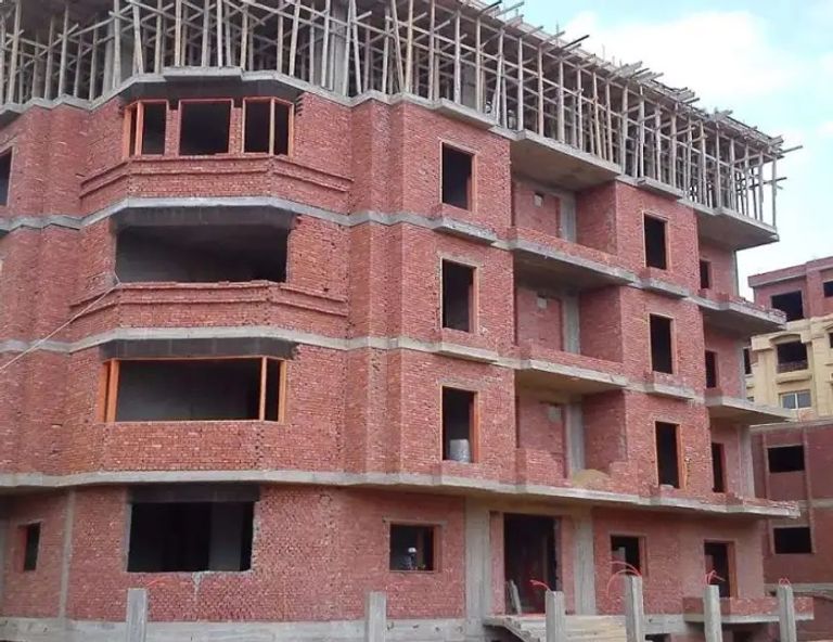 وزيرة التنمية المحلية المصرية تتابع ملف التصالح في مخالفات البناء