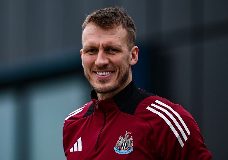 دان بيرن لاعب إنجلترا