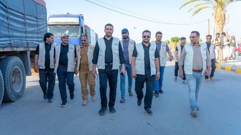 مساعدات إماراتية إلى مأرب