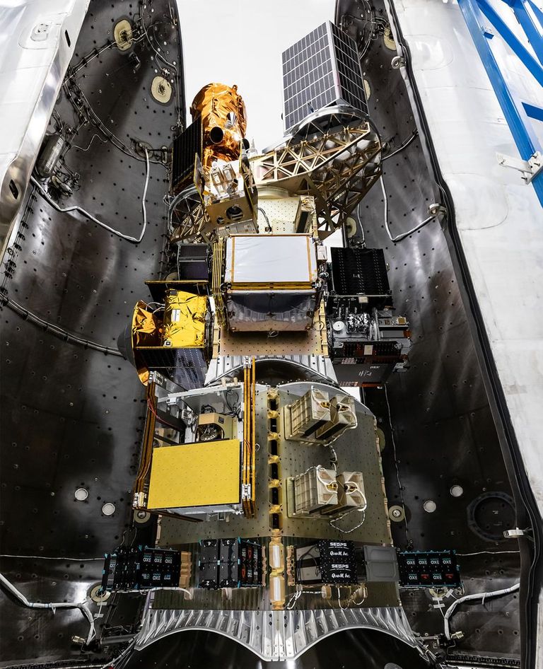 أول قمر اصطناعي راداري