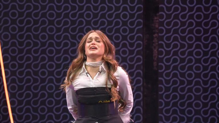 الفنانة نور إيهاب